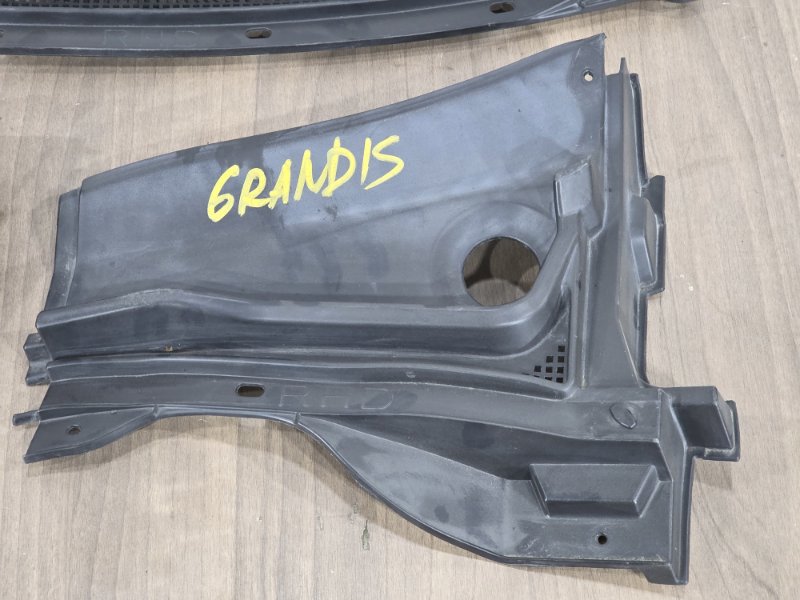 Решетка под лобовое стекло, 3000 рублей, Пешки