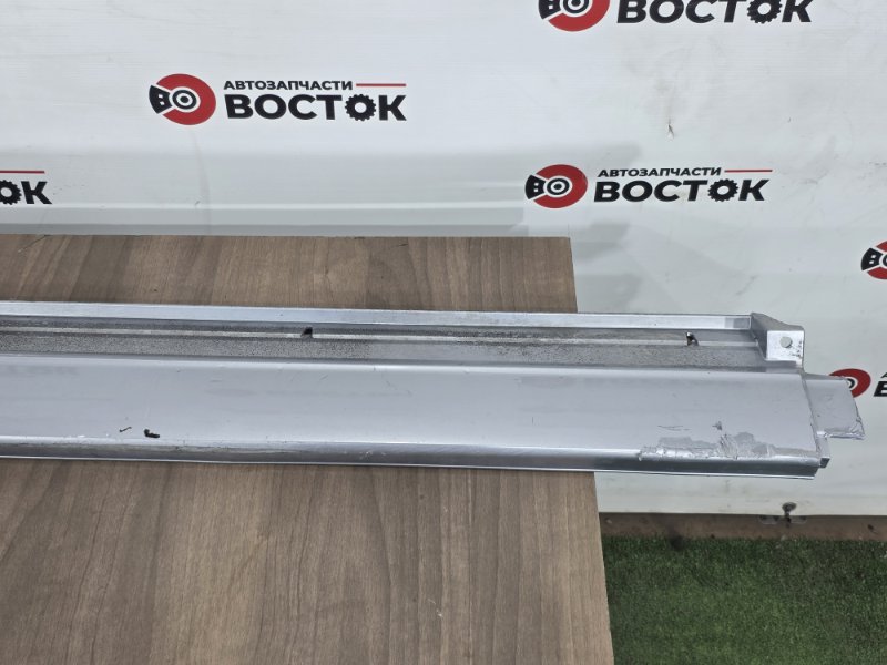 Накладка на порог наружная, 2000 рублей, Пешки