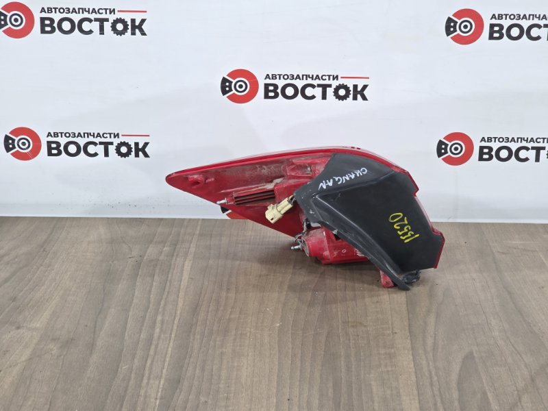 Стоп-сигнал, 7000 рублей, Пешки