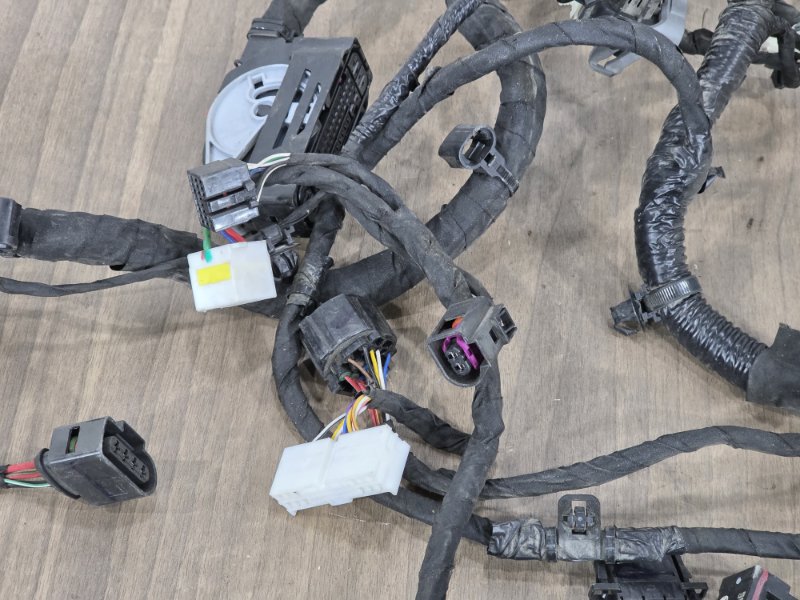 Блок предохранителей под капот, 15000 рублей, Пешки