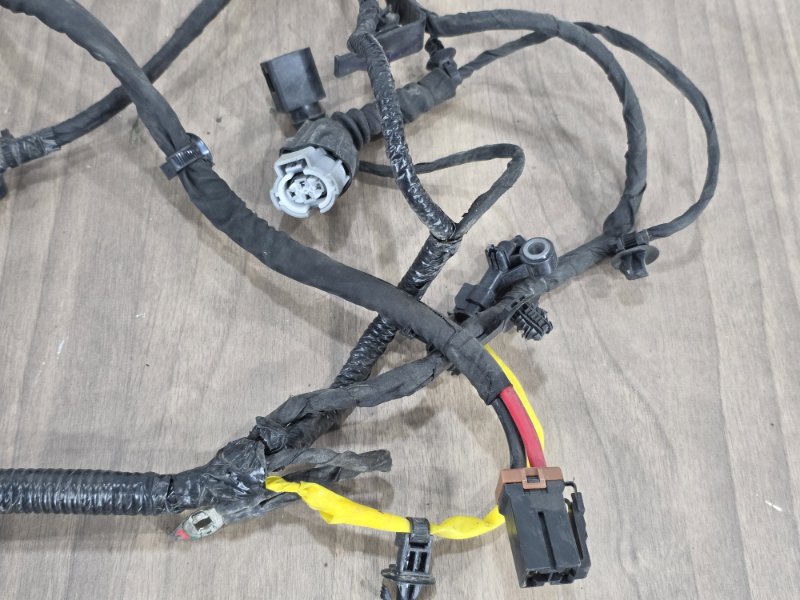 Блок предохранителей под капот, 15000 рублей, Пешки