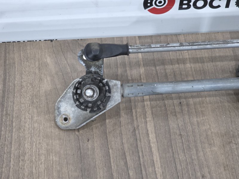 Трапеция дворников, 2000 рублей, Пешки