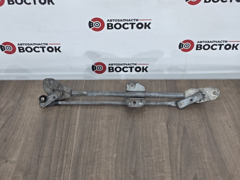 Трапеция дворников, 2000 рублей, Пешки