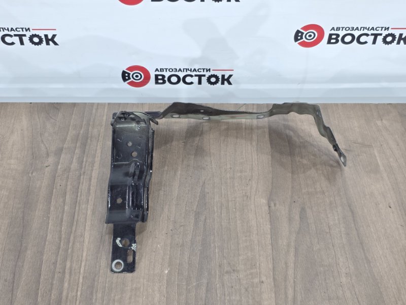 Кронштейн крыла, 5000 рублей, Пешки