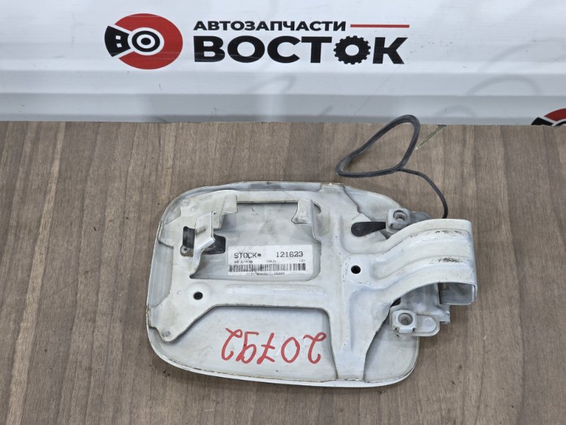 Лючок топливного бака, 1500 рублей, Пешки