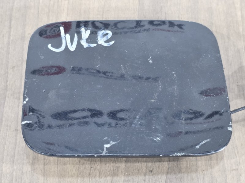 Лючок топливного бака, 1500 рублей, Пешки