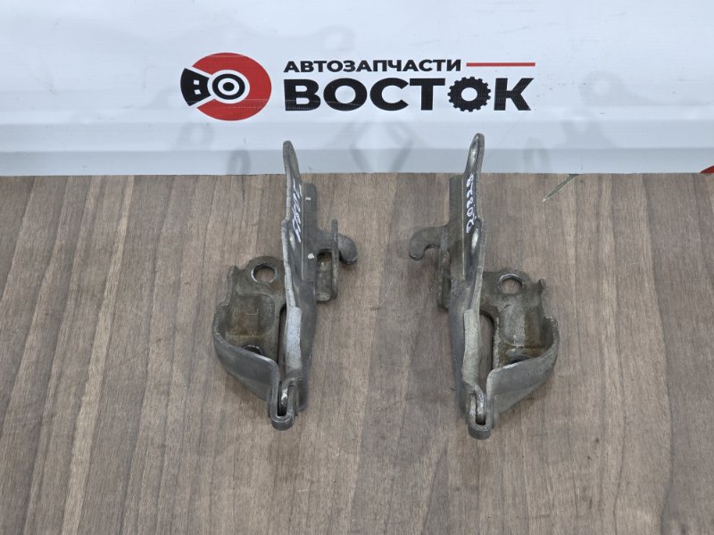 Петля капота, 3000 рублей, Пешки