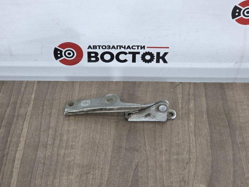 Петля капота, 1000 рублей, Пешки