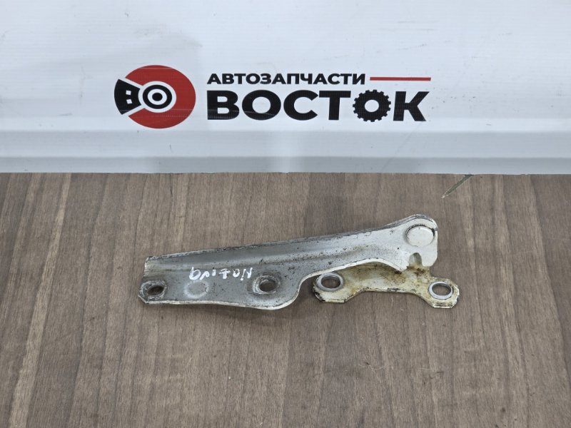 Петля капота, 1000 рублей, Пешки