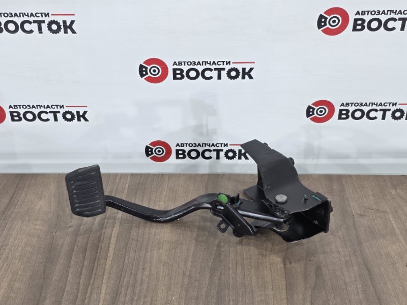 Педаль тормоза, 1500 рублей, Пешки