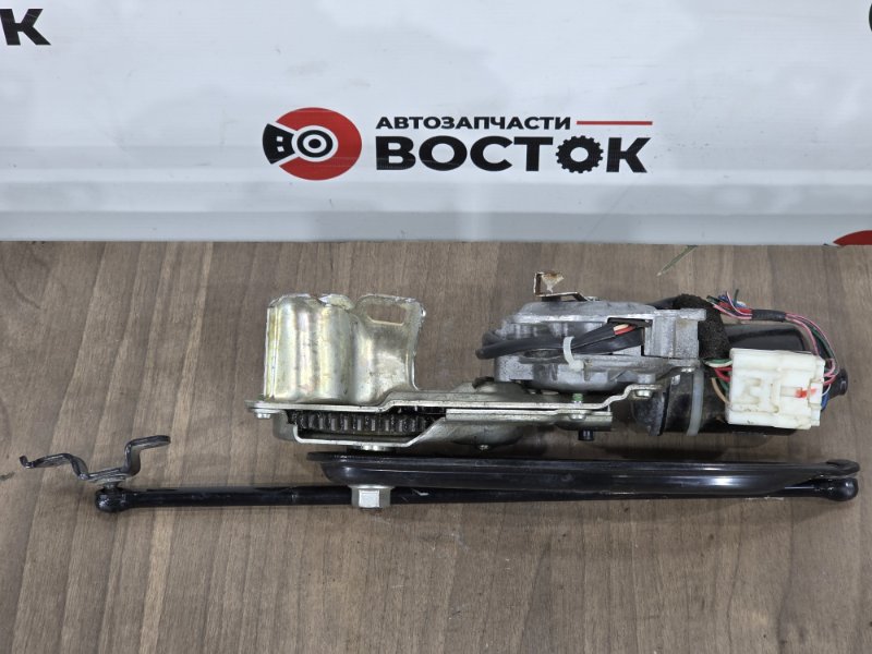 Доводчик двери багажника, 5000 рублей, Пешки