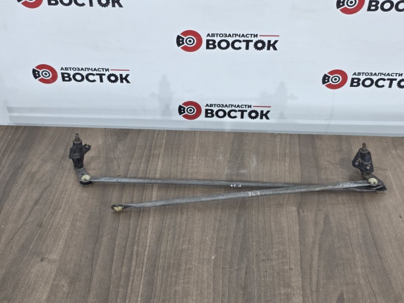 Трапеция дворников, 2000 рублей, Пешки