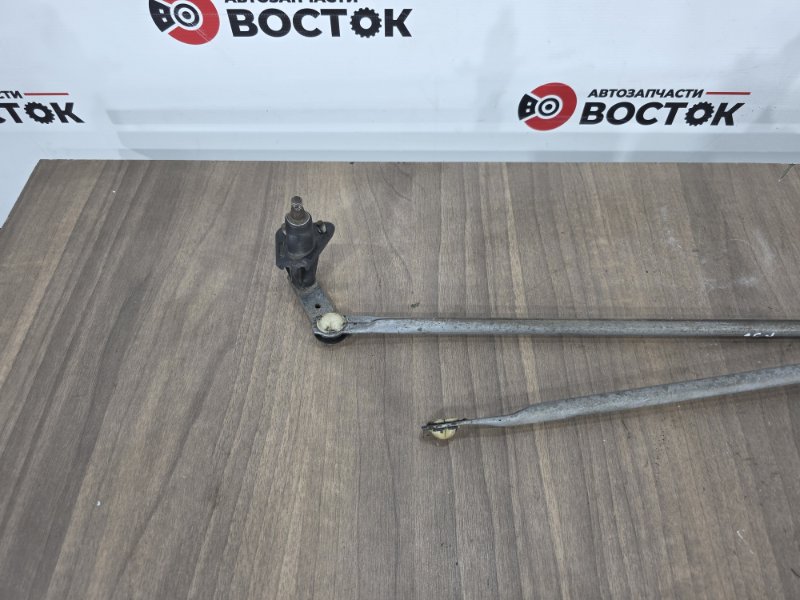 Трапеция дворников, 2000 рублей, Пешки