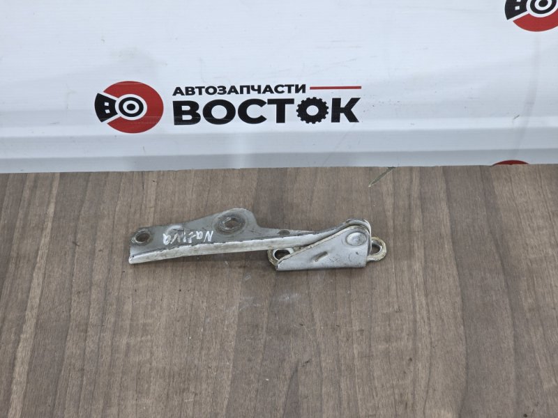 Петля капота, 1000 рублей, Пешки