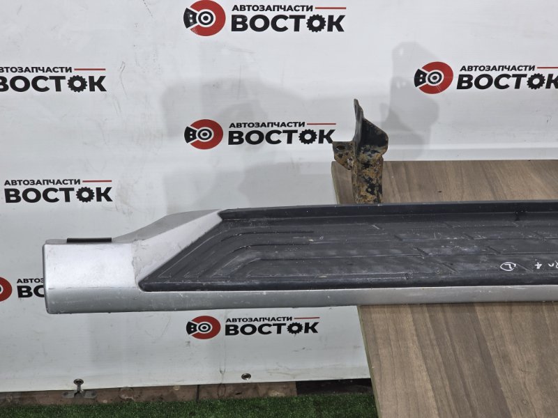 Подножка, 10000 рублей, Пешки