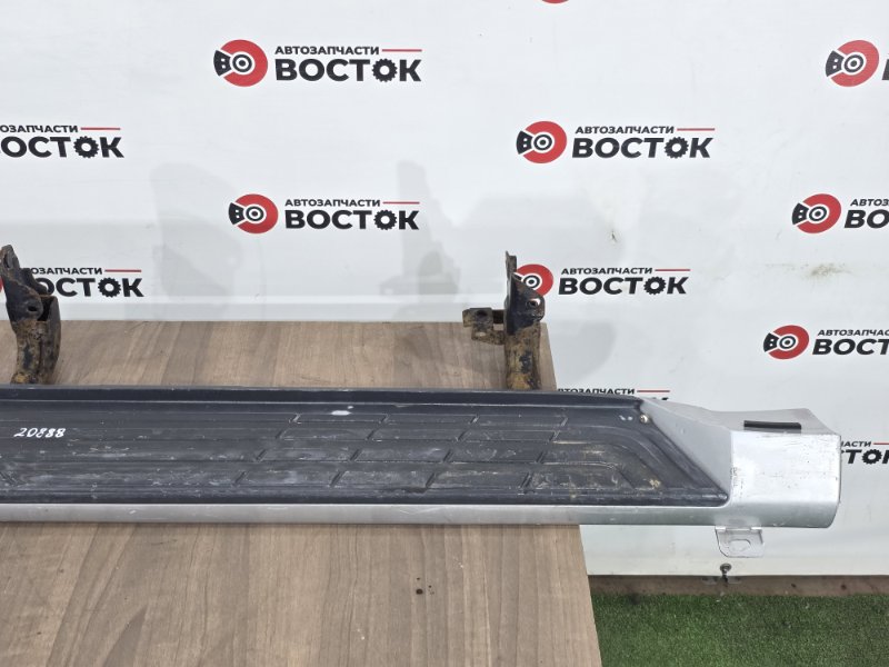 Подножка, 10000 рублей, Пешки