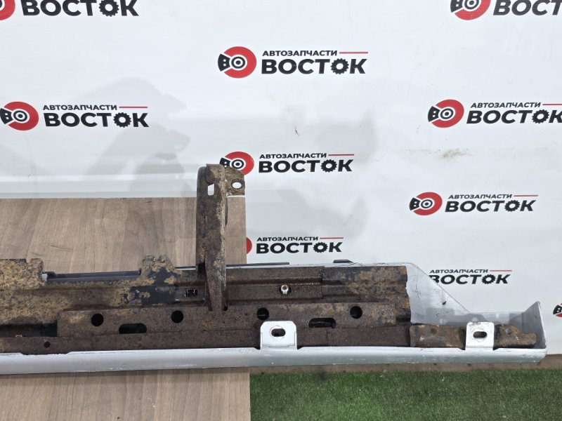 Подножка, 10000 рублей, Пешки