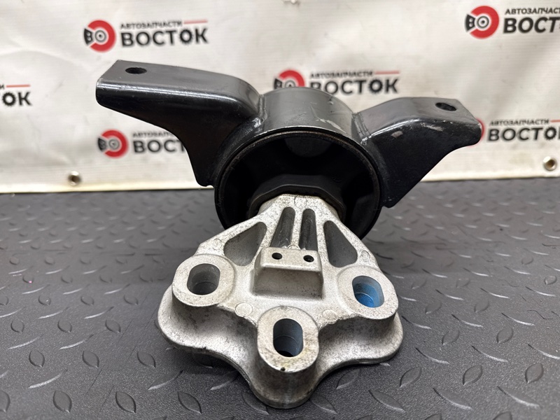 Подушка двигателя, 3000 рублей, Пешки