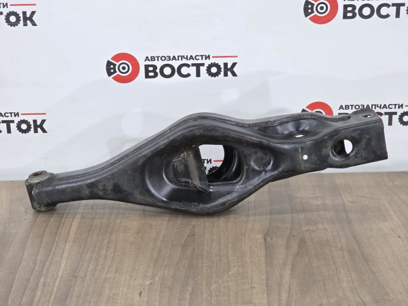 Рычаг нижний, 1500 рублей, Пешки