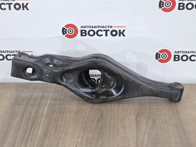 Рычаг нижний, 1500 рублей, Пешки