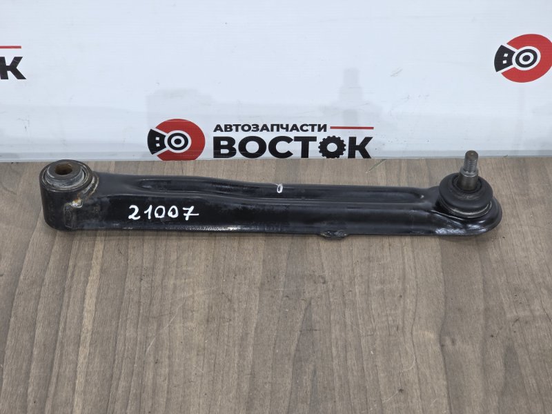 Рычаг нижний, 2000 рублей, Пешки