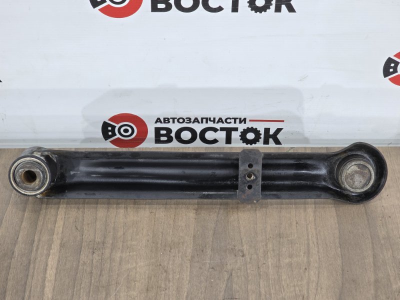 Рычаг нижний, 2000 рублей, Пешки