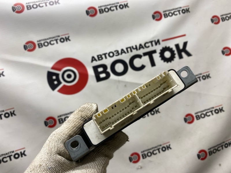 Блок управления раздаточной коробкой, 4000 рублей, Пешки