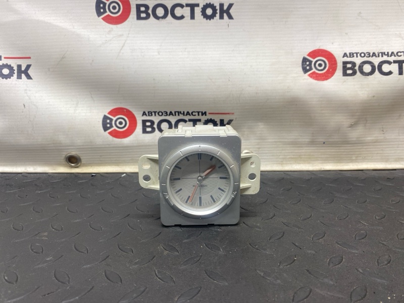 Часы, 1500 рублей, Пешки