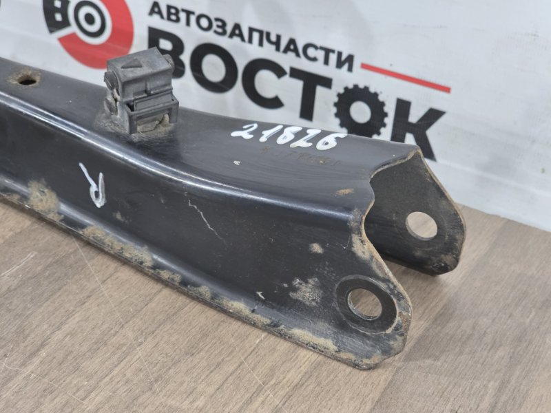 Рычаг нижний, 2500 рублей, Пешки