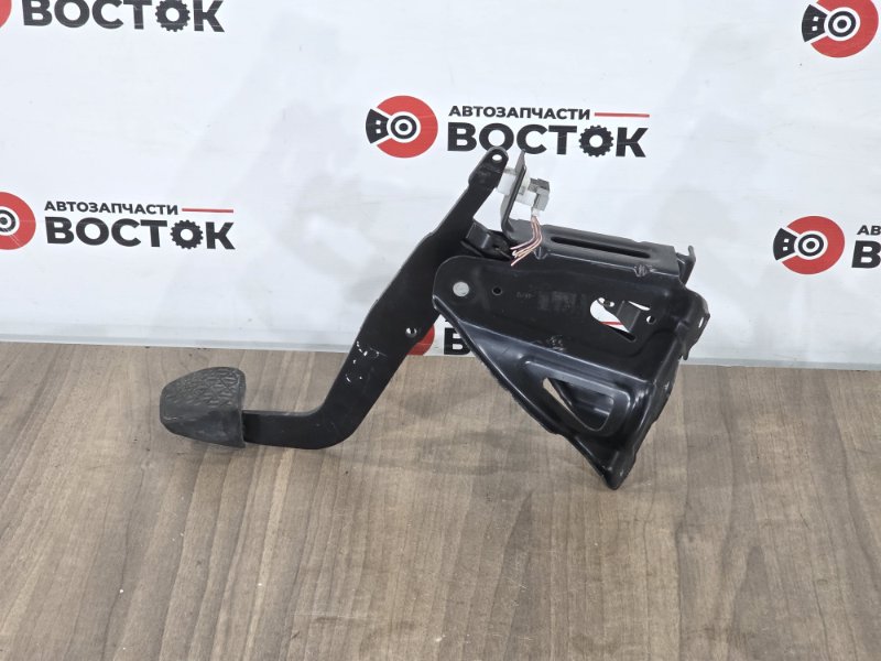 Педаль тормоза, 2500 рублей, Пешки