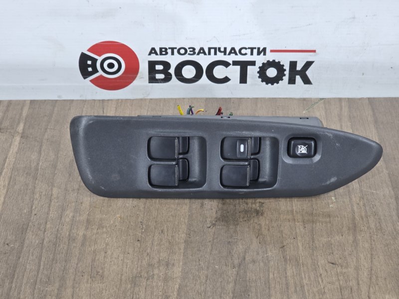 Кнопка стеклоподъемника, 2000 рублей, Пешки