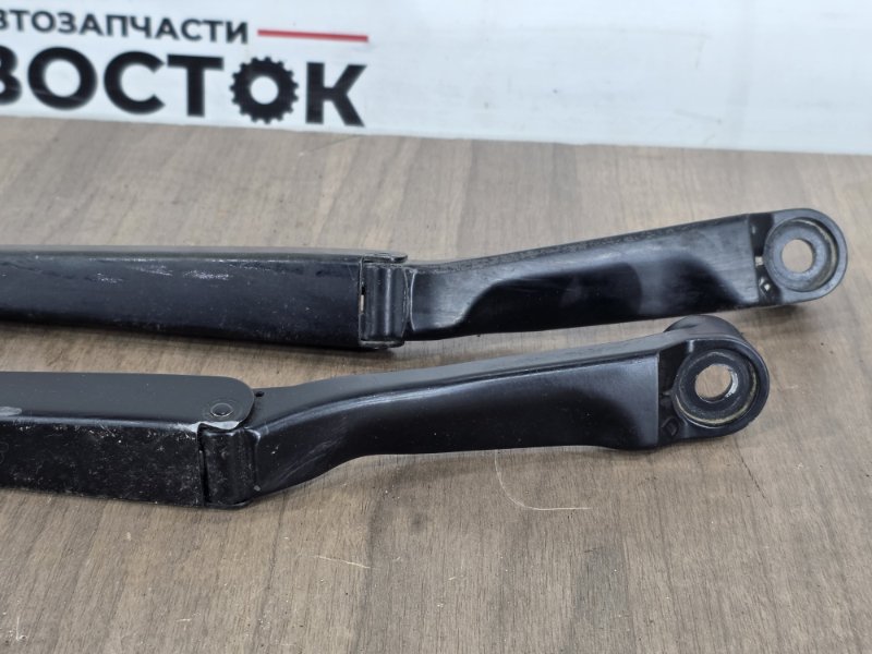 Поводок стеклоочистителя, 4000 рублей, Пешки