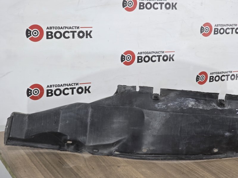 Подкрылок, 2000 рублей, Пешки