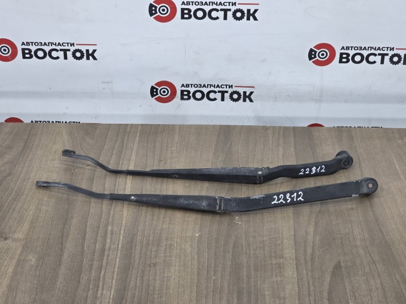Поводок стеклоочистителя, 3000 рублей, Пешки