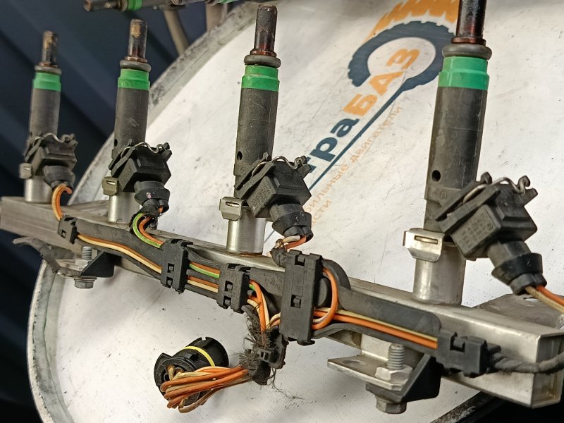 топливная рейка с форсунками, 9000 рублей, Красноярск