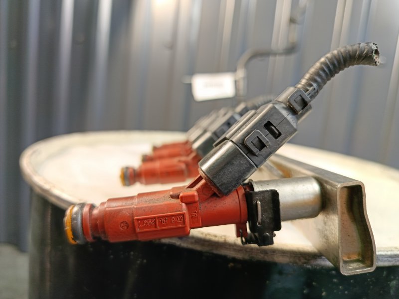 топливная рейка с форсунками, 3700 рублей, Красноярск