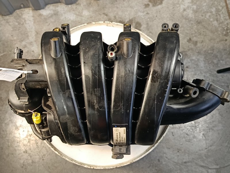 Коллектор впускной, 3700 рублей, Красноярск