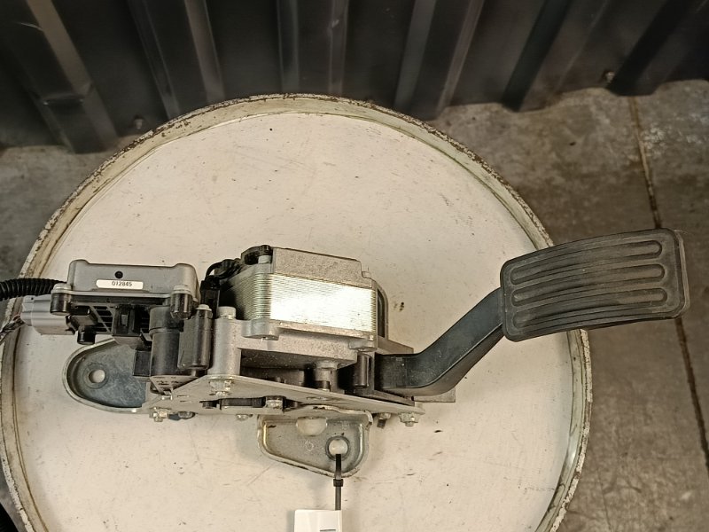 Педаль газа, 3200 рублей, Красноярск