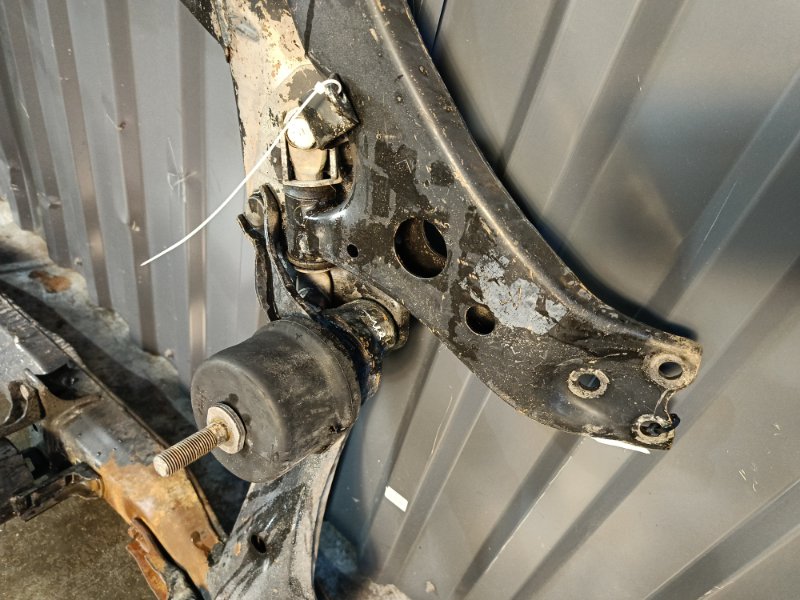 Балка подвески, 5000 рублей, Красноярск