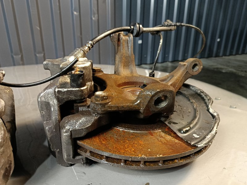 Кулак поворотный, 8000 рублей, Красноярск