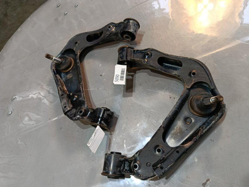 Рычаг подвески верхний, 5000 рублей, Красноярск