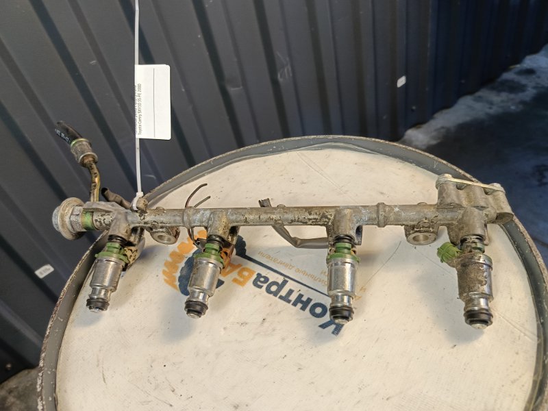 топливная рейка с форсунками, 7000 рублей, Красноярск