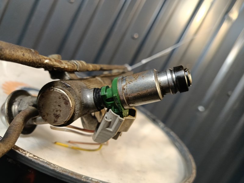 топливная рейка с форсунками, 7000 рублей, Красноярск