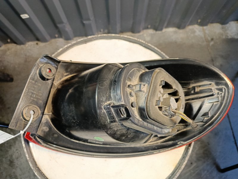 фонарь задний, 2000 рублей, Красноярск