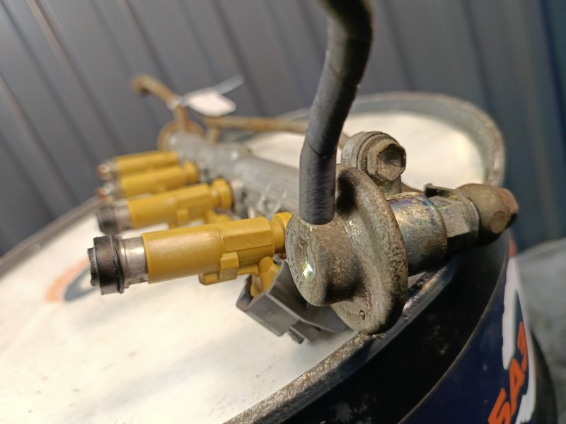 топливная рейка с форсунками, 5000 рублей, Красноярск