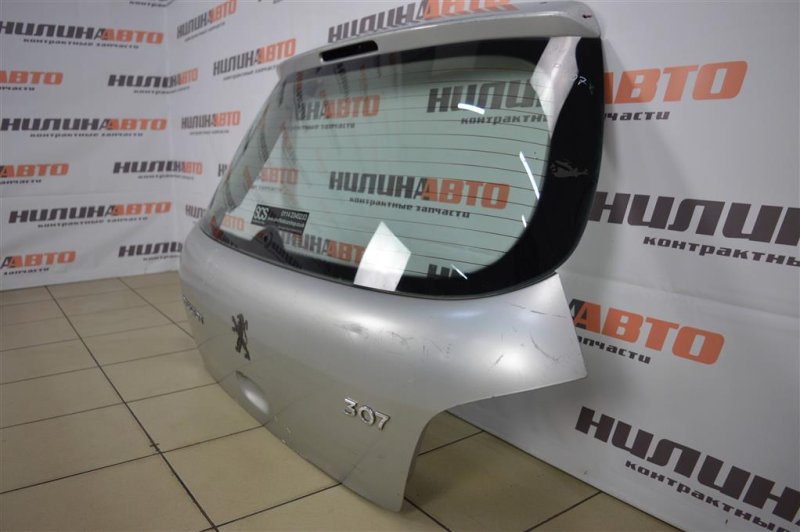 Крышка багажника, 3000 рублей, Москва