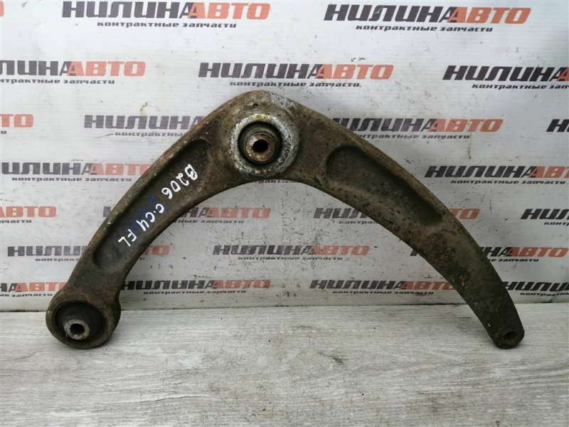 Рычаг передний нижний, 1500 рублей, Севастополь