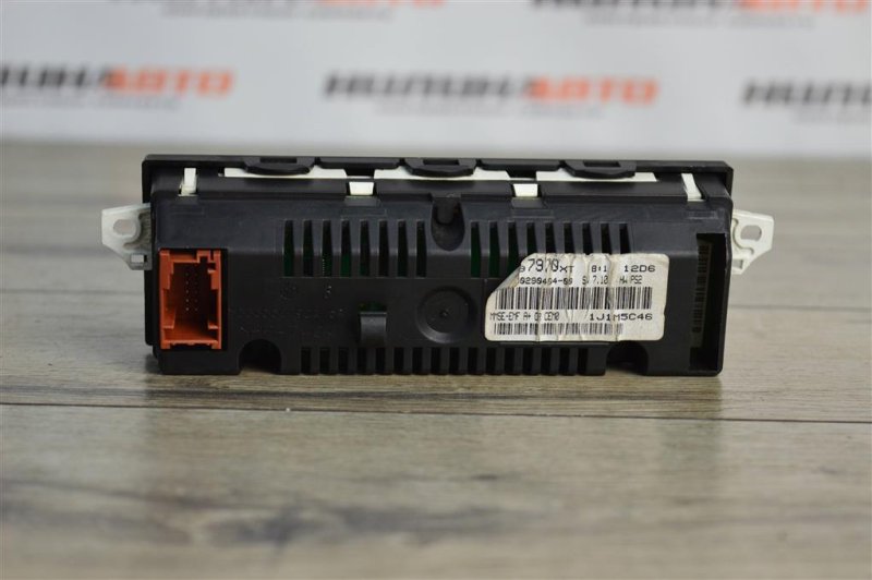 Дисплей информационный, 1000 рублей, Москва