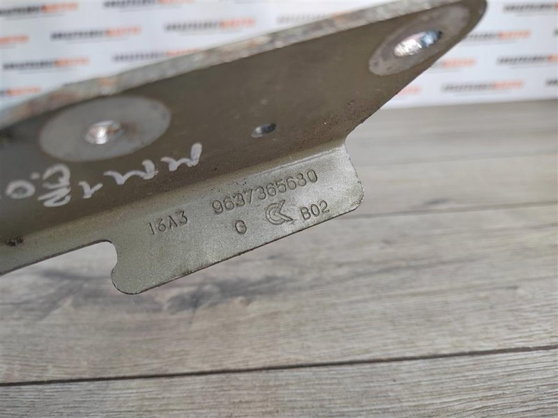 Петля капота, 400 рублей, Москва