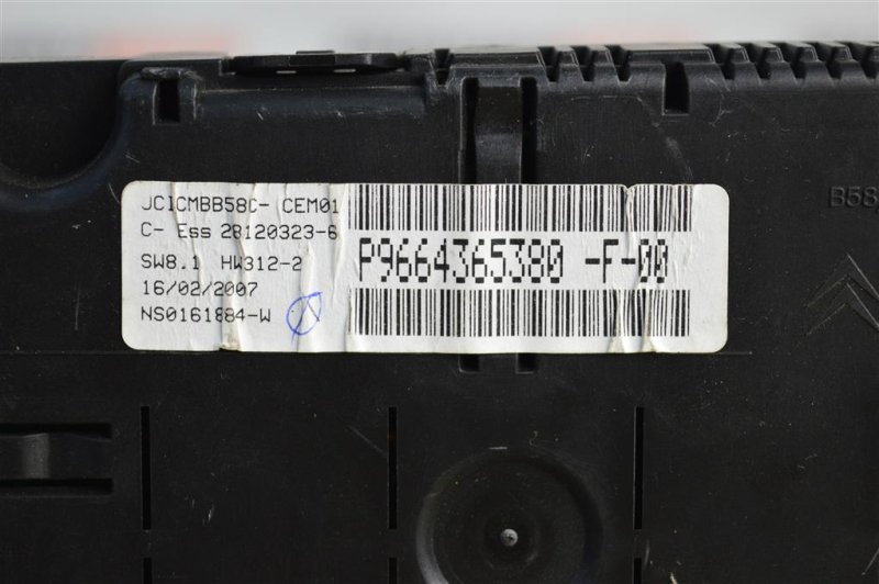 Панель приборов, 2800 рублей, Москва